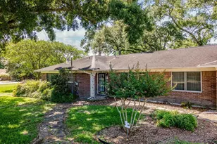 718 Nelson St, Crosby, TX 77532 - Photo 35