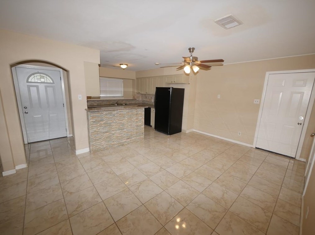 3813 Bennett Dr, Pasadena TX  77503-1804 exterior