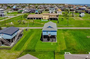 881 Buell, Port Bolivar, TX 77650 - Photo 37