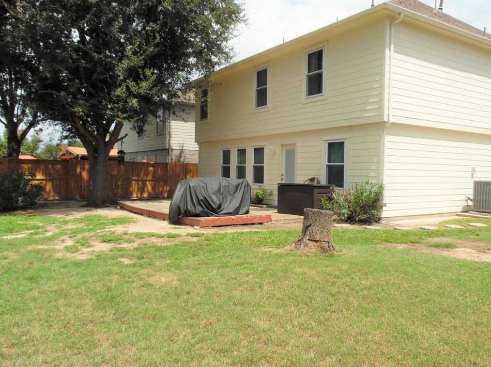 16403 Calico Rock Ln, Houston TX  77073-5611 exterior