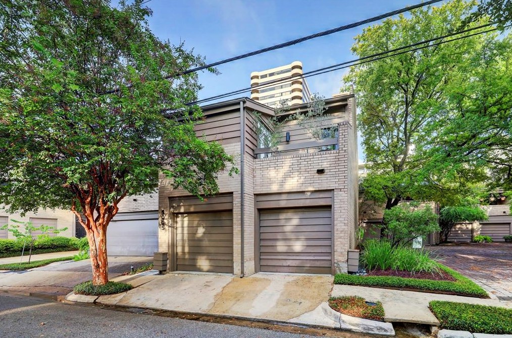 5005 Yoakum Blvd, Houston TX  77006-6425 exterior