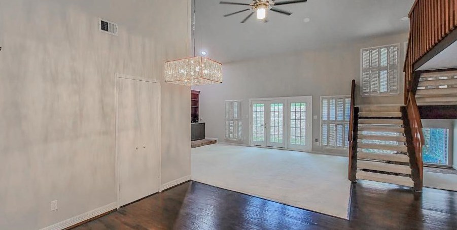 144 Old Brg Lk, Houston TX  77069-3464 exterior