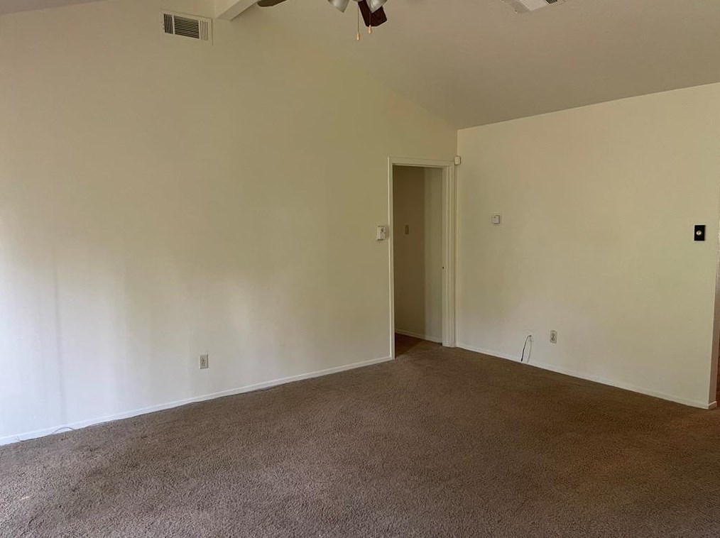 5339 Tavenor Ln, Houston TX  77048-2627 exterior