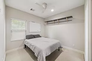 2805 Blodgett St, Houston, TX 77004 - Photo 9