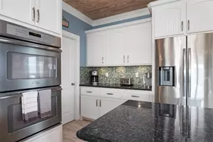 2703 Gillespie, Crystal Beach, TX 77650 - Photo 21