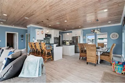 2703 Gillespie, Crystal Beach, TX 77650 - Photo 15