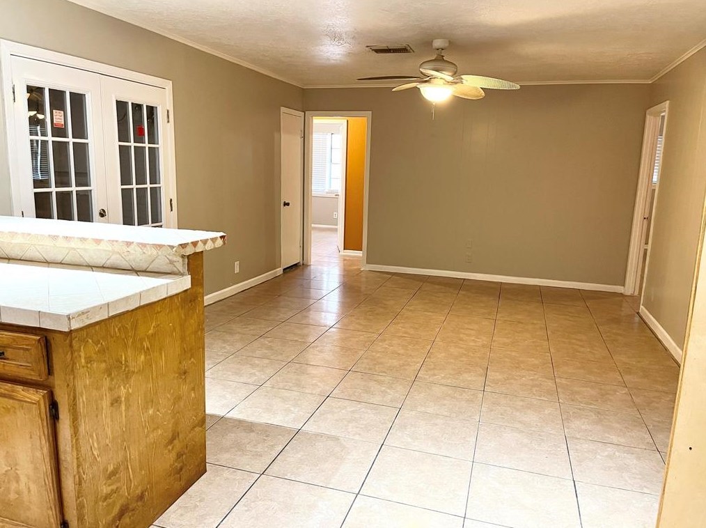 6511 Luce St, Houston TX  77087-5923 exterior