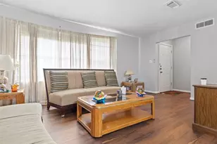 5622 Beldart St, Houston, TX 77033 - Photo 3