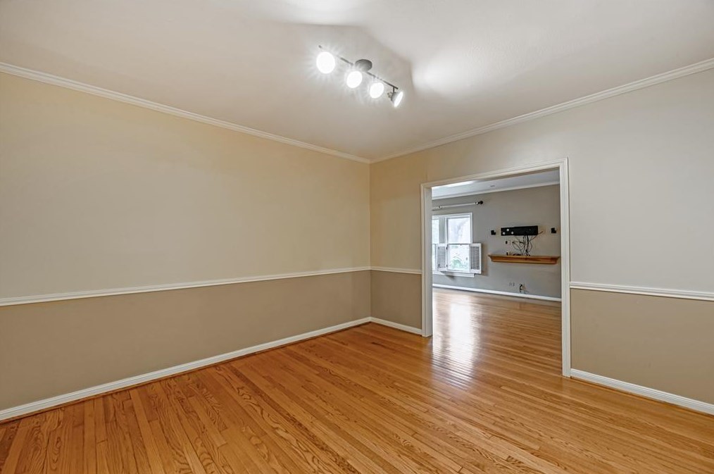 1436 Vassar St, Houston TX  77006-6030 exterior