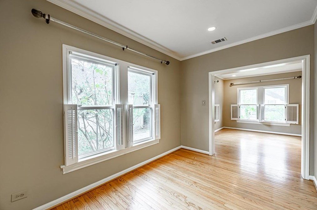 1436 Vassar St, Houston TX  77006-6030 exterior