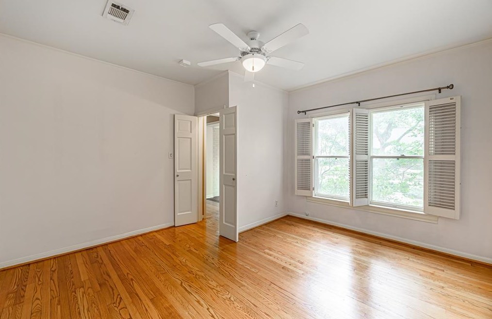 1436 Vassar St, Houston TX  77006-6030 exterior
