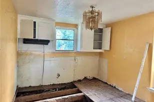 7215 Victoria St St, Houston, TX 77020 - Photo 11