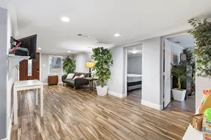 2217 Grover Ave, Galveston, TX 77551 - Photo 9