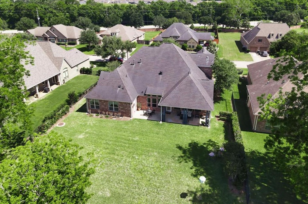 32419 Waterford Crst Ln, Fulshear TX 77441-3002 exterior