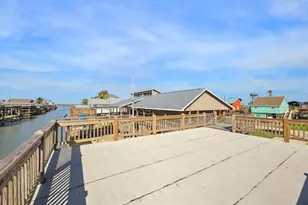 235 Galleon Dr, Freeport, TX 77541 - Photo 43