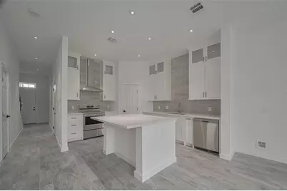 4116 Alvin Street, Houston, TX 77051 - Photo 9