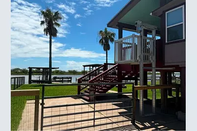 142 Seagull, Sargent, TX 77414 - Photo 17