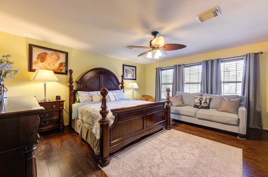 5814 Clerkenwell Dr, Houston TX  77084-6450 exterior