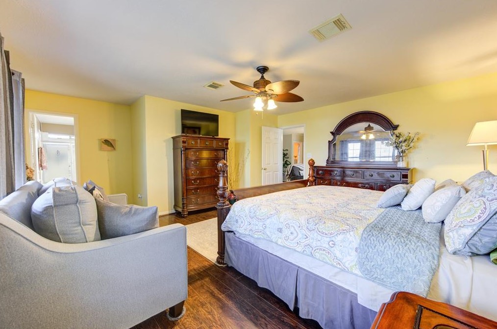5814 Clerkenwell Dr, Houston TX  77084-6450 exterior