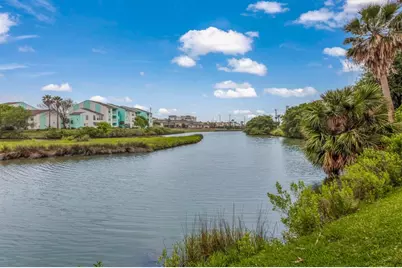 3220 69th Street #B8, Galveston, TX 77551 - Photo 5