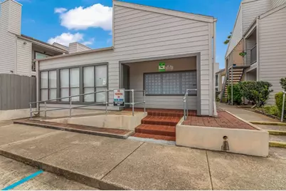 3220 69th Street #B8, Galveston, TX 77551 - Photo 41