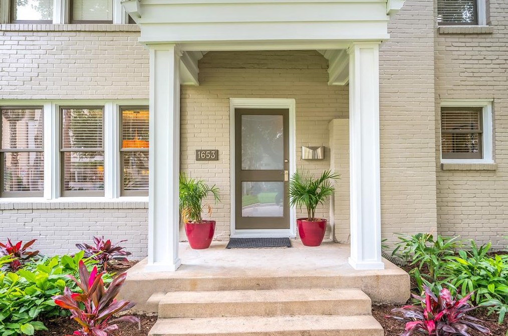 1653 Norfolk St, Houston TX  77006-5228 exterior
