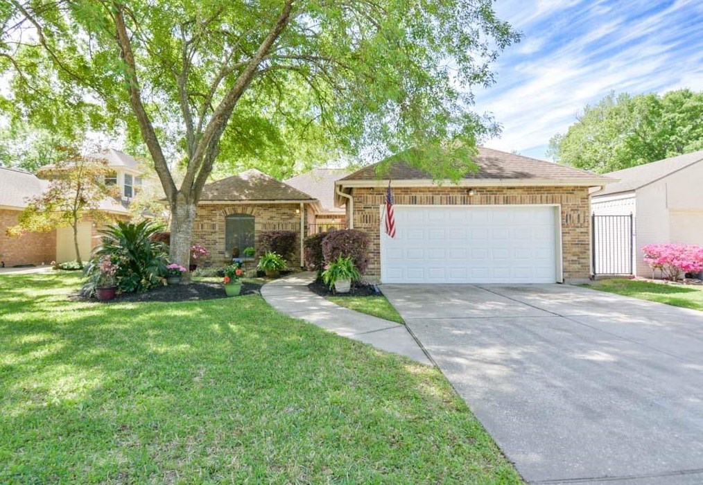 20127 Sunny Shr Dr, Humble TX 77346-1757 exterior