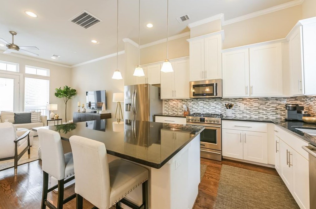 248 28 St, Houston TX  77008-2106 exterior