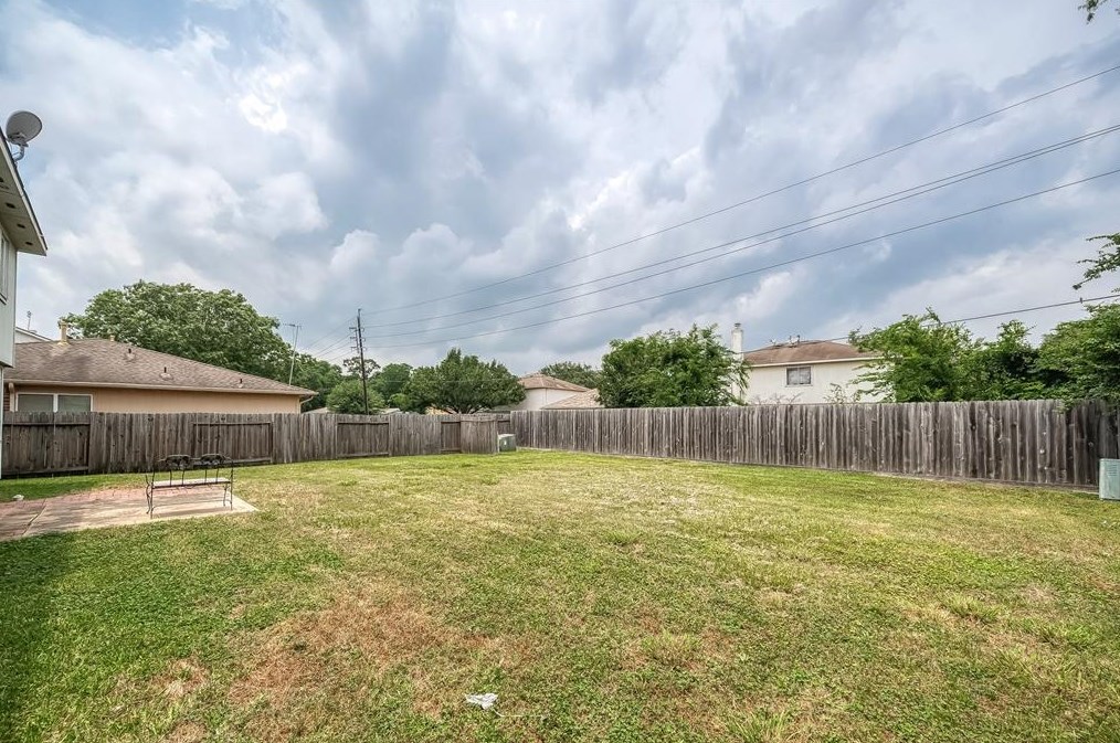 4911 Falcon Forest Dr, Humble TX 77346-2451 exterior