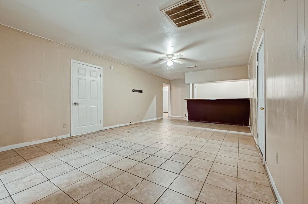 6163 Beldart St, Houston TX  77033-1211 exterior