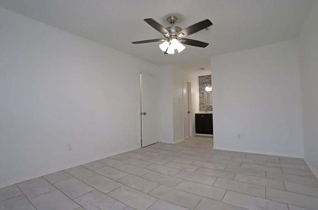 3542 Ocee St, Houston TX  77063-5418 exterior