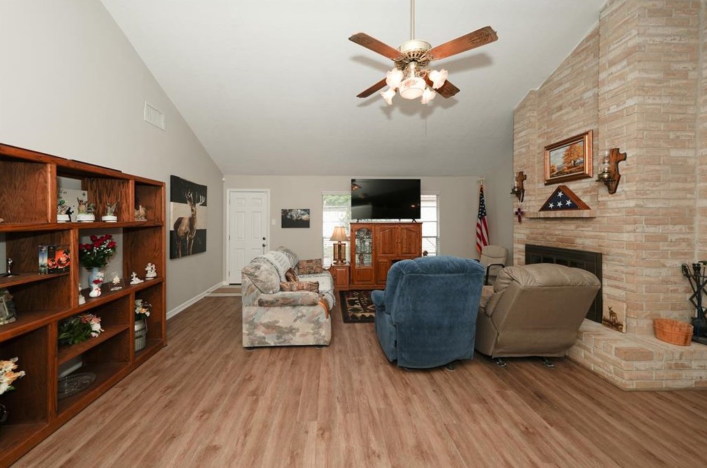 3238 Lindenfield Dr, Katy TX  77449-6670 exterior