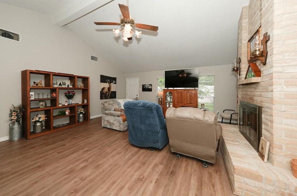 3238 Lindenfield Dr, Katy TX  77449-6670 exterior