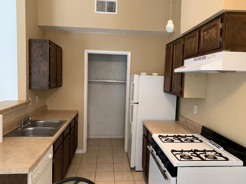 22531 Tree House Ln, Spring TX  77373-8803 exterior