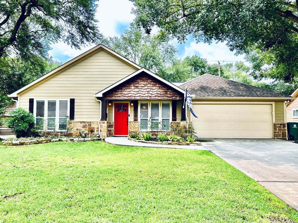 1811 Wakefield Dr, Houston TX  77018-5026 exterior