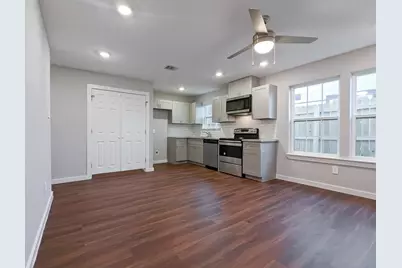 6811 Glass Street #A, Houston, TX 77016 - Photo 5