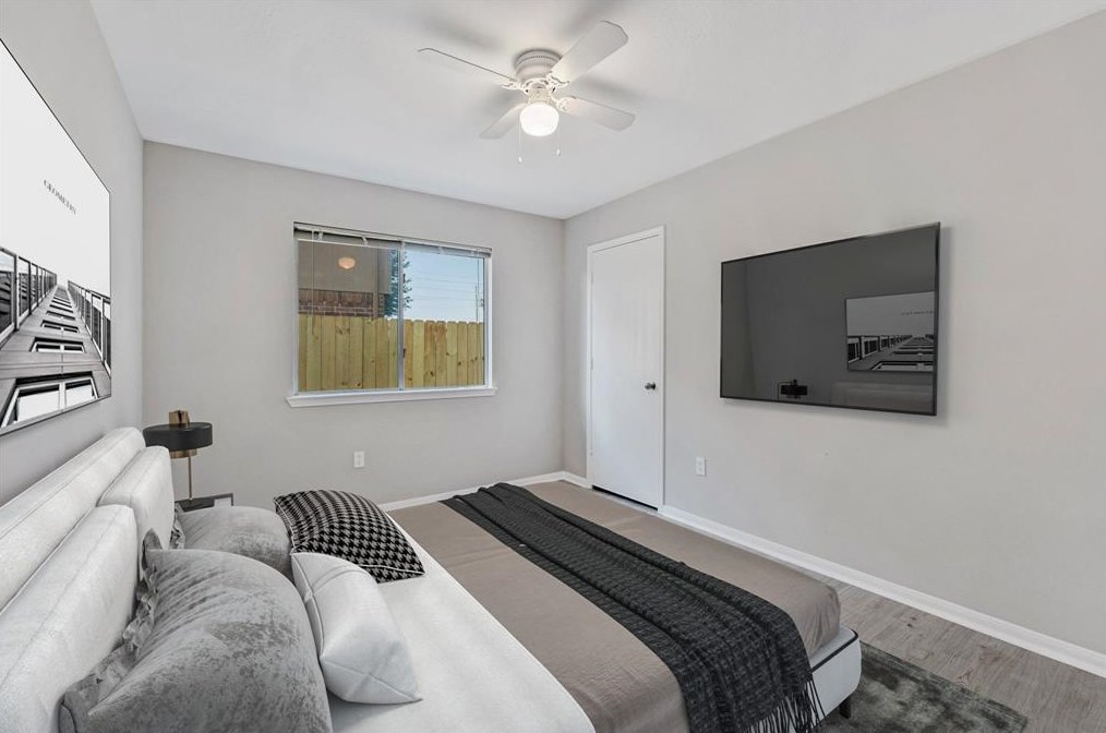 2615 Woodcreek Mdw Ln, Houston TX  77073-3149 exterior