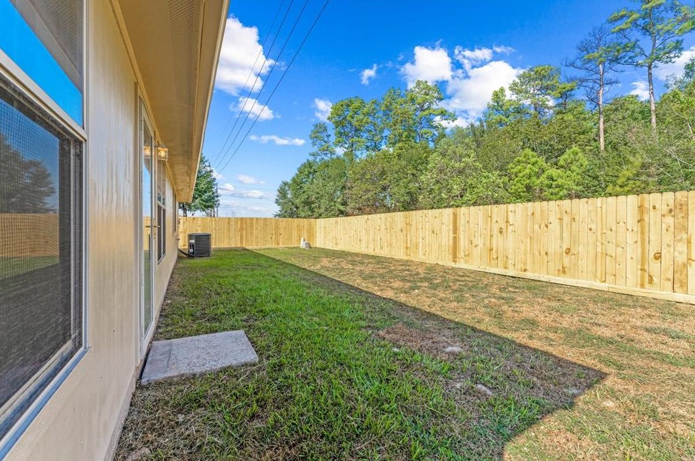 2615 Woodcreek Mdw Ln, Houston TX  77073-3149 exterior
