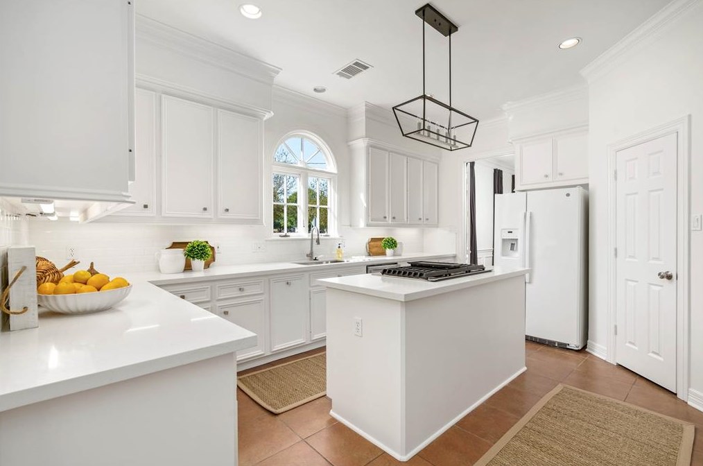 4039 Case St, Houston TX  77005-3601 exterior