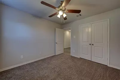 1025 Briscoe Street, Brenham, TX 77833 - Photo 11