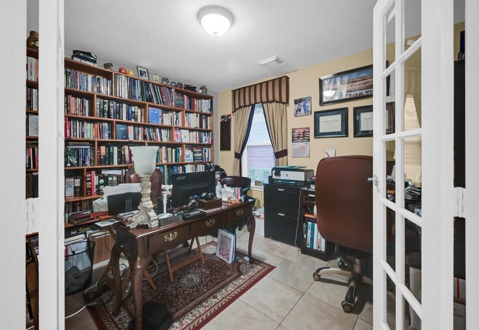 16434 Misty Paloma Dr, Houston TX  77049-3136 exterior
