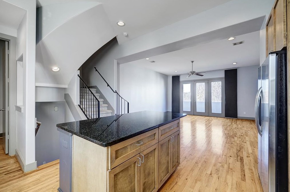 2020 Tuam, Houston TX  77004-1349 exterior