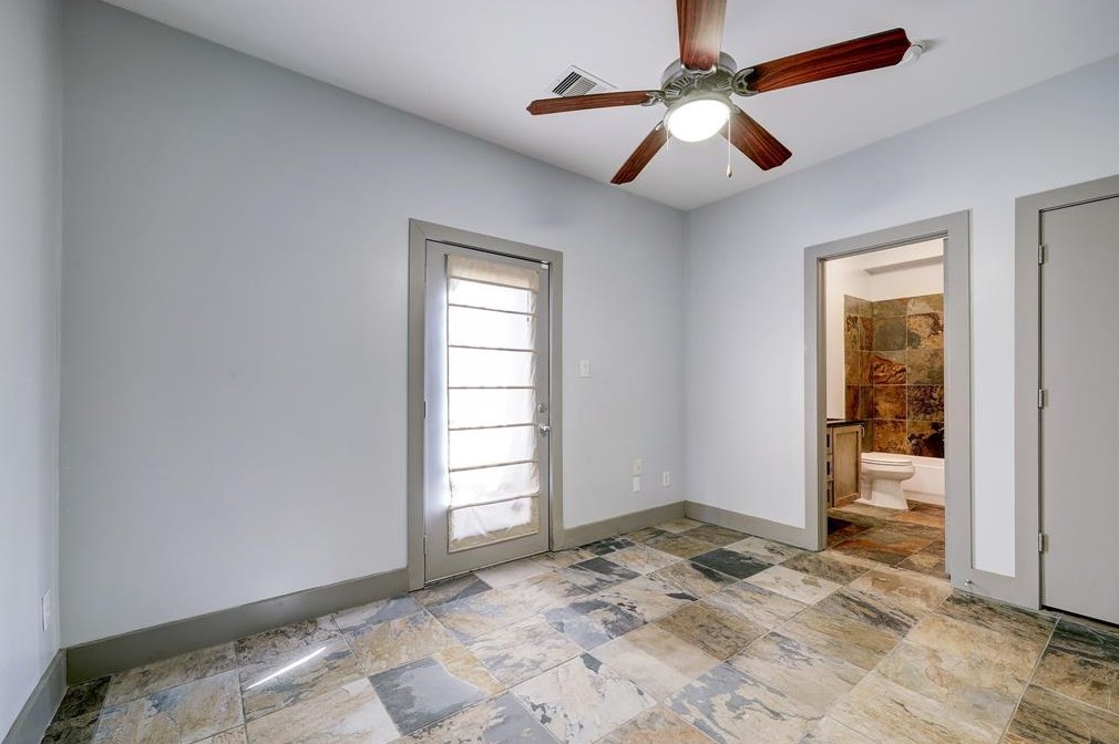 2020 Tuam, Houston TX  77004-1349 exterior