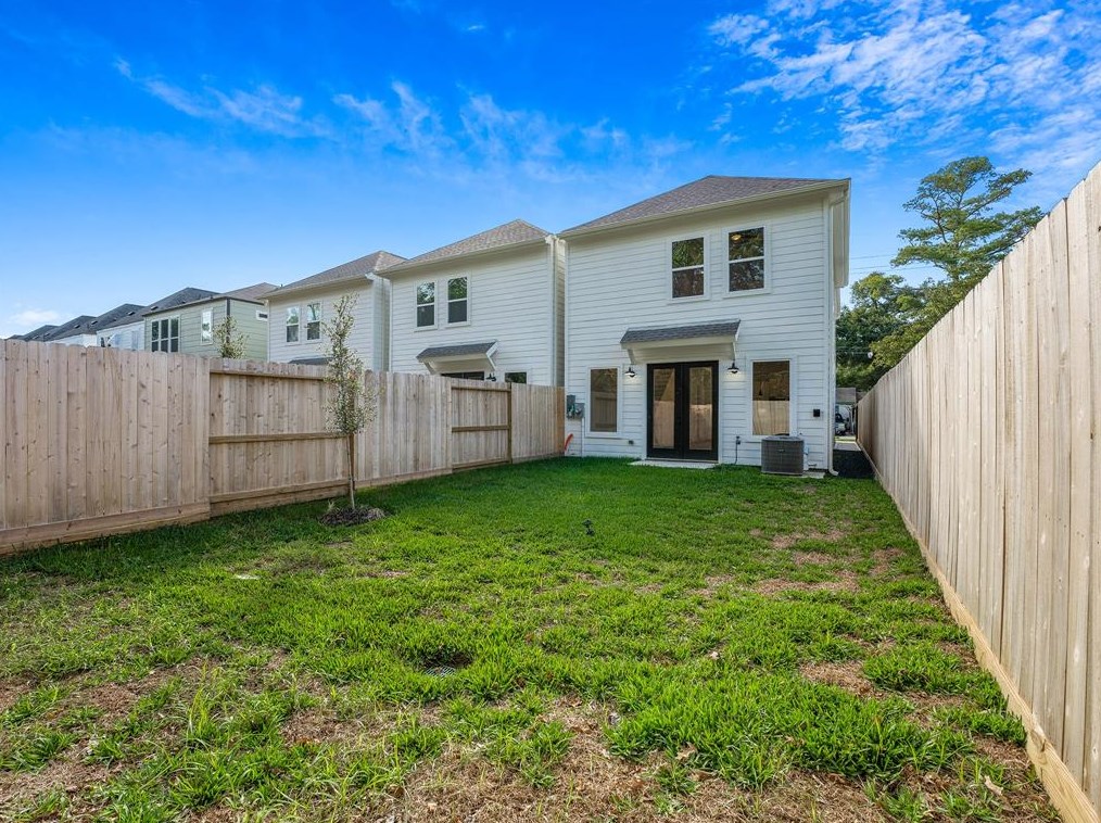 5720 Balbo St, Houston TX  77091-4604 exterior