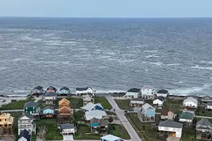 13002 Buccaneer Pkwy, Freeport, TX 77541 - Photo 9