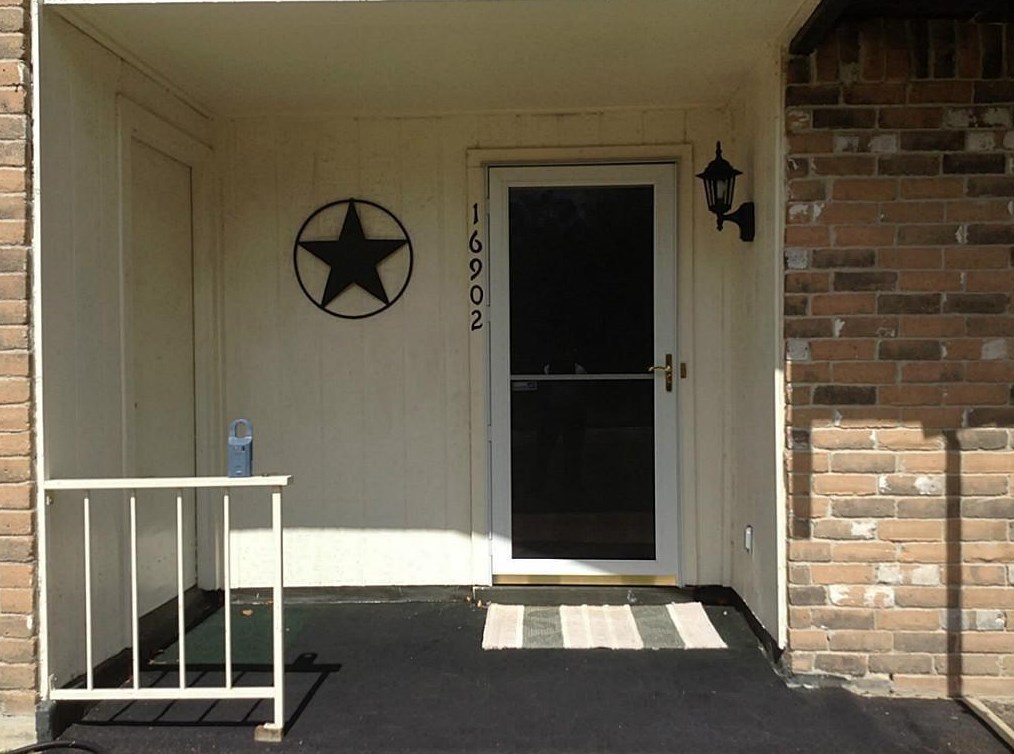 16902 Castle Fraser Dr, Houston TX  77084-2620 exterior