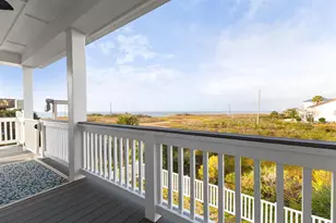 22520 Bay Point Dr, Galveston, TX 77554 - Photo 3