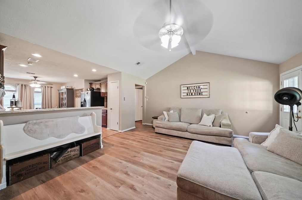 5819 Woodmancote Dr, Humble TX 77346-2653 exterior