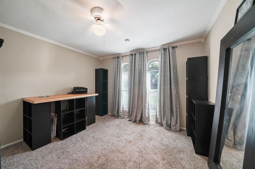 5819 Woodmancote Dr, Humble TX 77346-2653 exterior