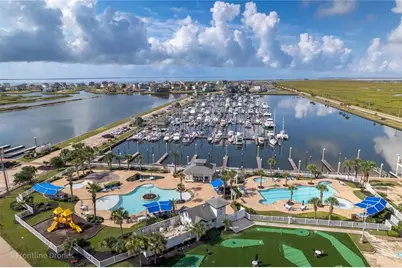 27 Half Moon, Hitchcock, TX 77563 - Photo 11